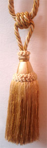Rayon Tieback 8.5" Tassel, 40" Spread